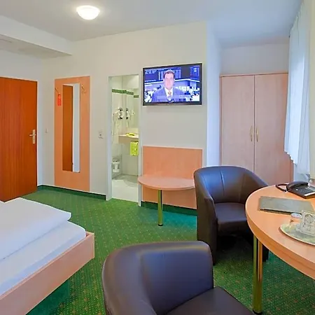 Zum Roessle Hotell
