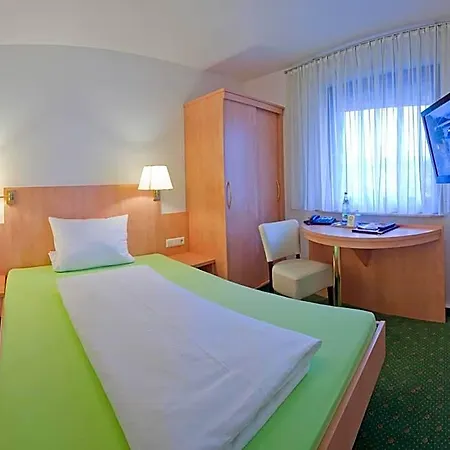 Zum Roessle Hotell 3*